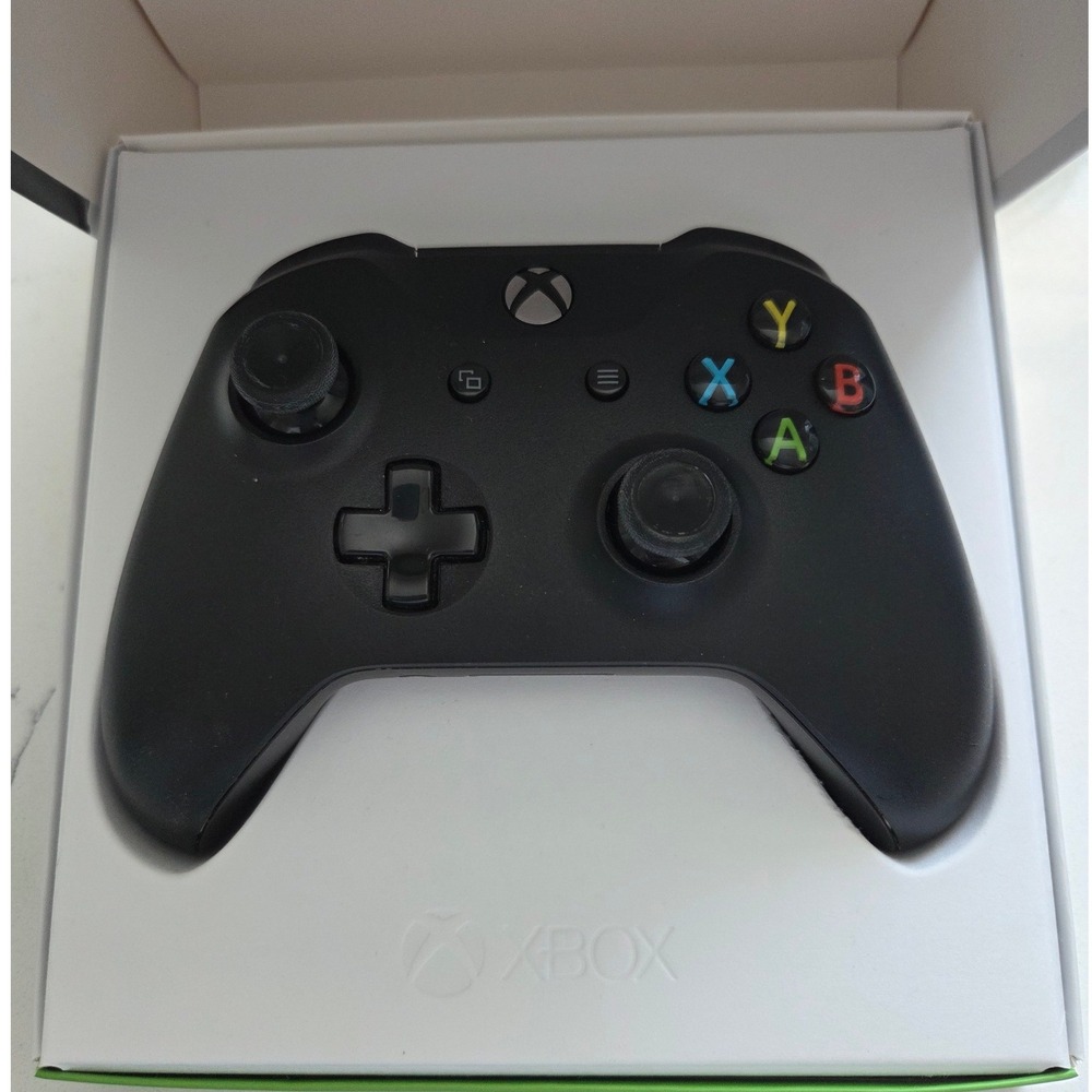 Microsoft Xbox One Wireless Controller Model 1708 Carbon Black Bluetooth Windows